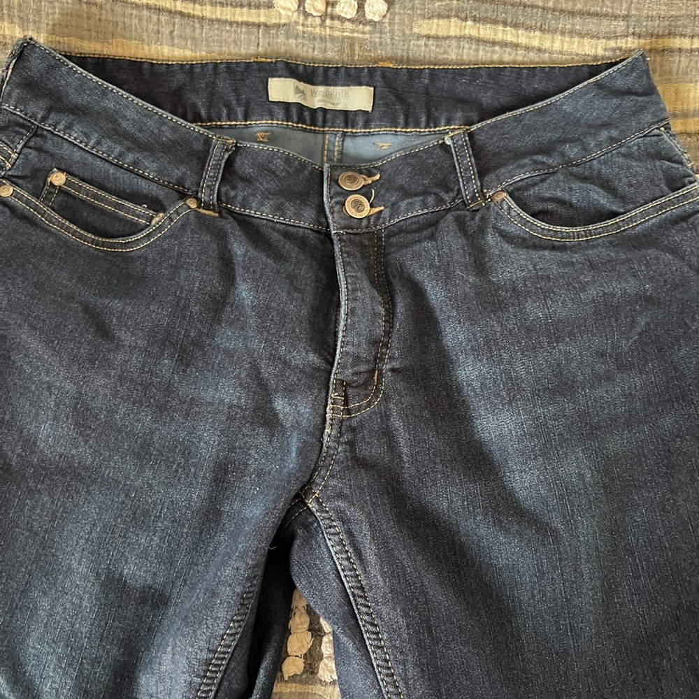 Cozy Wind River ladies jeans.